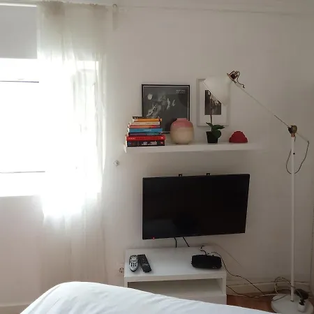 3 Bed - Very *